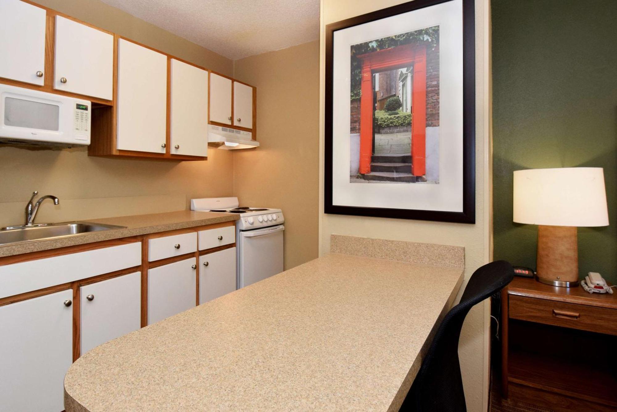 Extended Stay America Suites - Fort Lauderdale - Cypress Creek - Nw 6Th Way Bagian luar foto