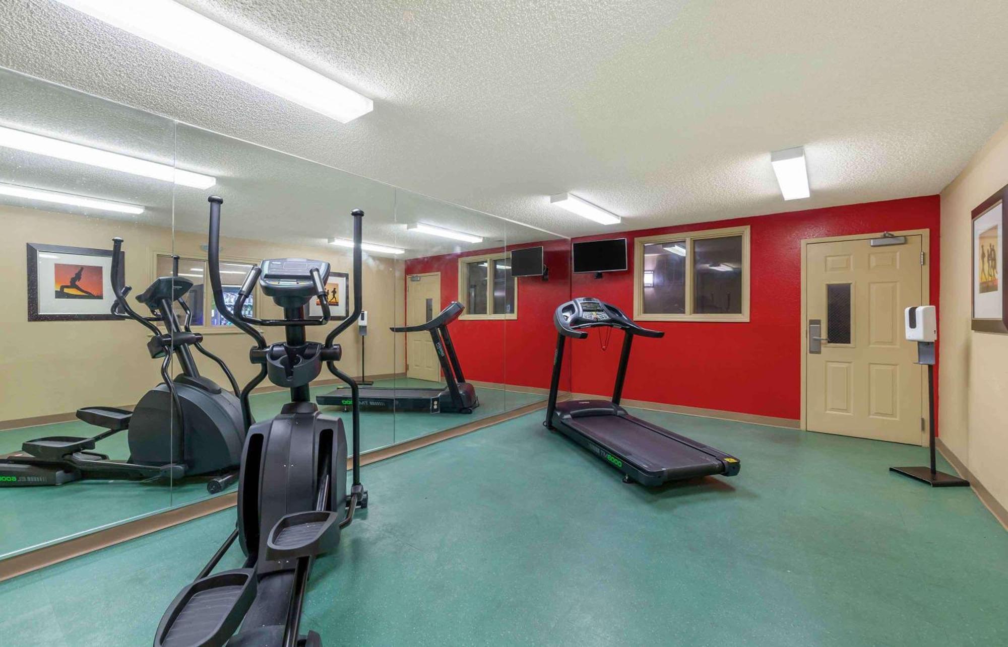 Extended Stay America Suites - Fort Lauderdale - Cypress Creek - Nw 6Th Way Bagian luar foto