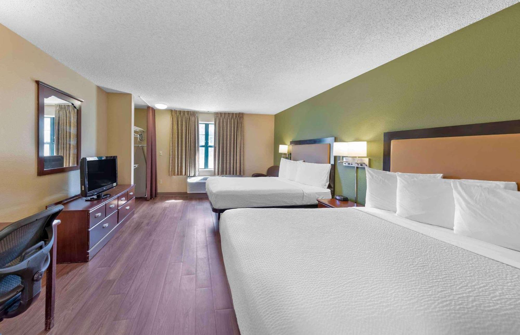 Extended Stay America Suites - Fort Lauderdale - Cypress Creek - Nw 6Th Way Bagian luar foto