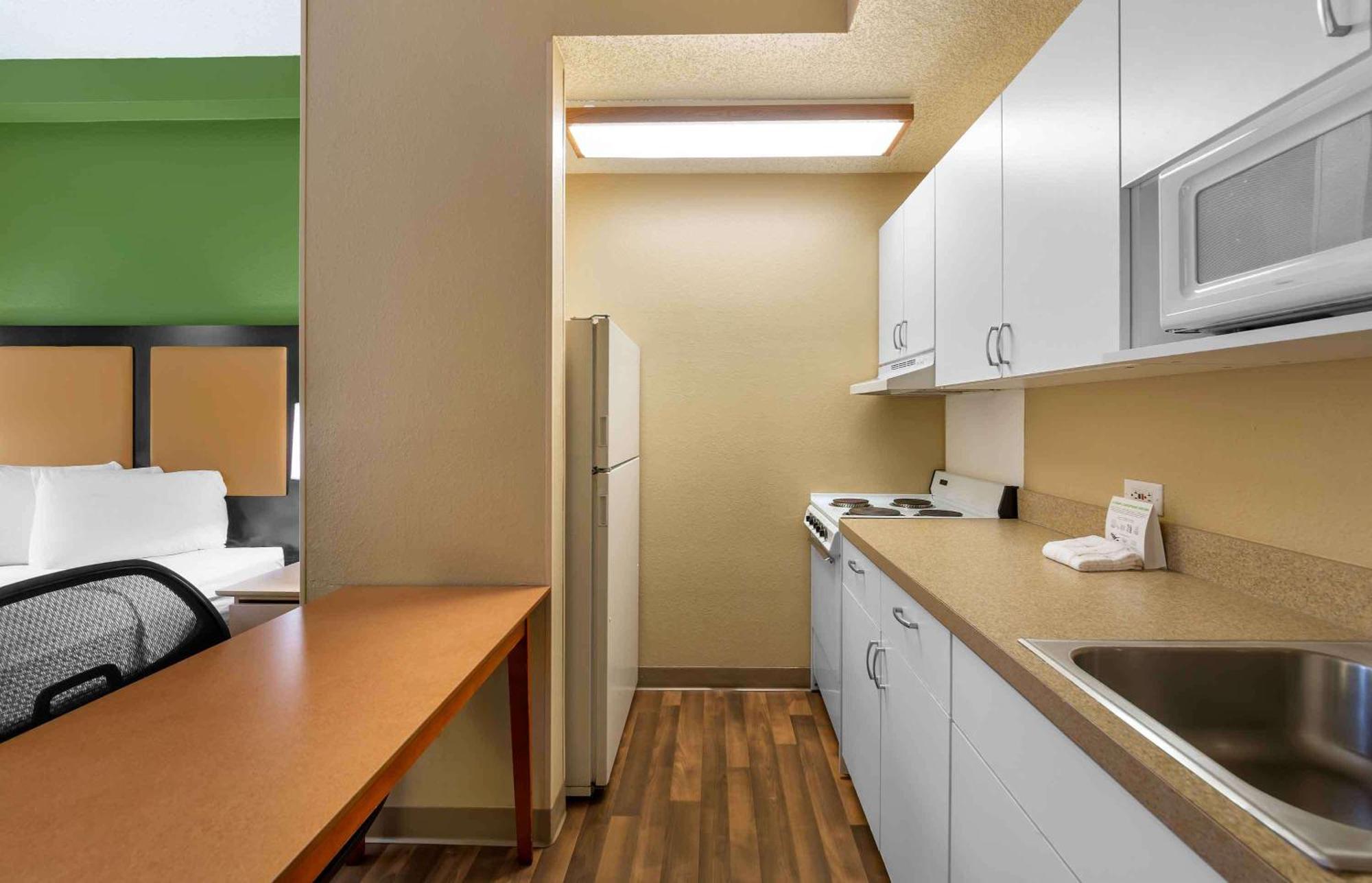 Extended Stay America Suites - Fort Lauderdale - Cypress Creek - Nw 6Th Way Bagian luar foto