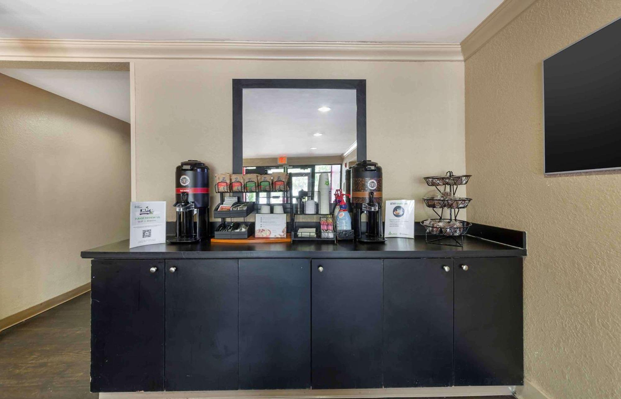 Extended Stay America Suites - Fort Lauderdale - Cypress Creek - Nw 6Th Way Bagian luar foto