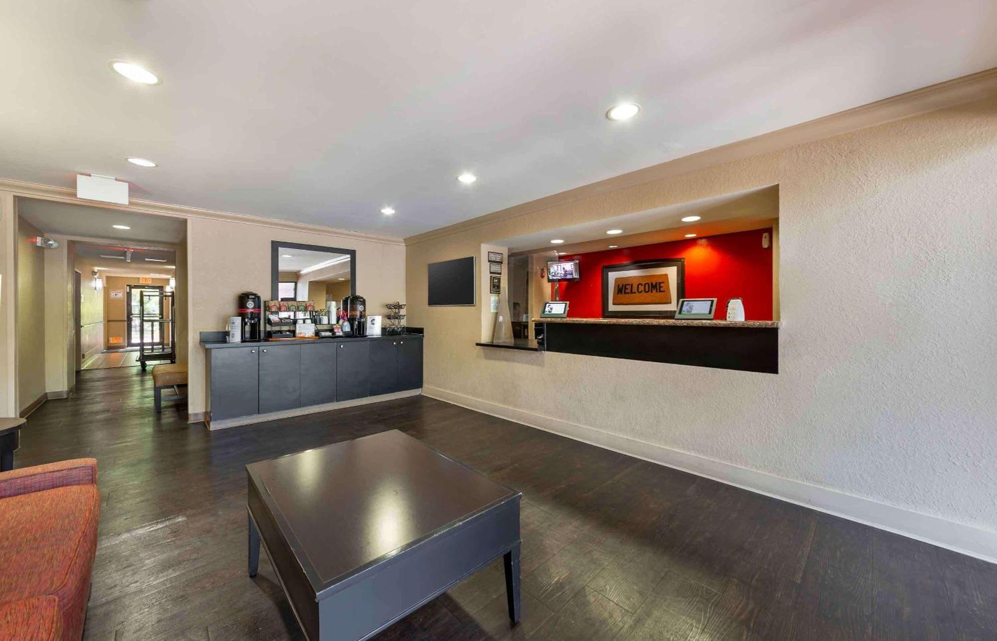 Extended Stay America Suites - Fort Lauderdale - Cypress Creek - Nw 6Th Way Bagian luar foto
