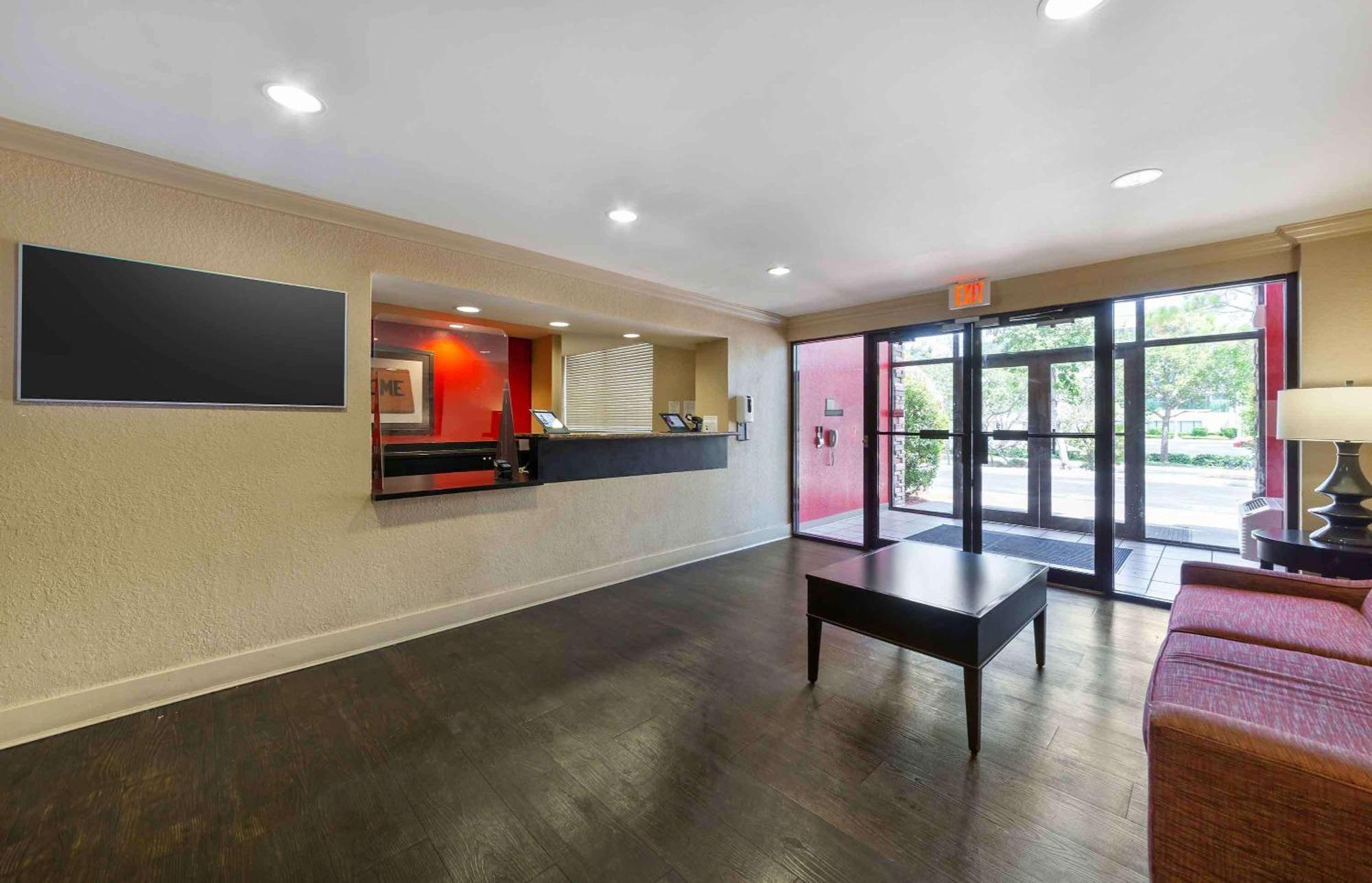 Extended Stay America Suites - Fort Lauderdale - Cypress Creek - Nw 6Th Way Bagian luar foto